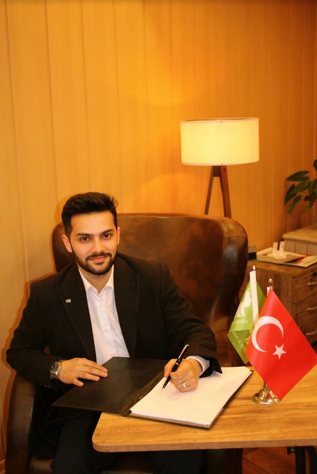 Psikolog Mustafa Çobanoğlu portresi